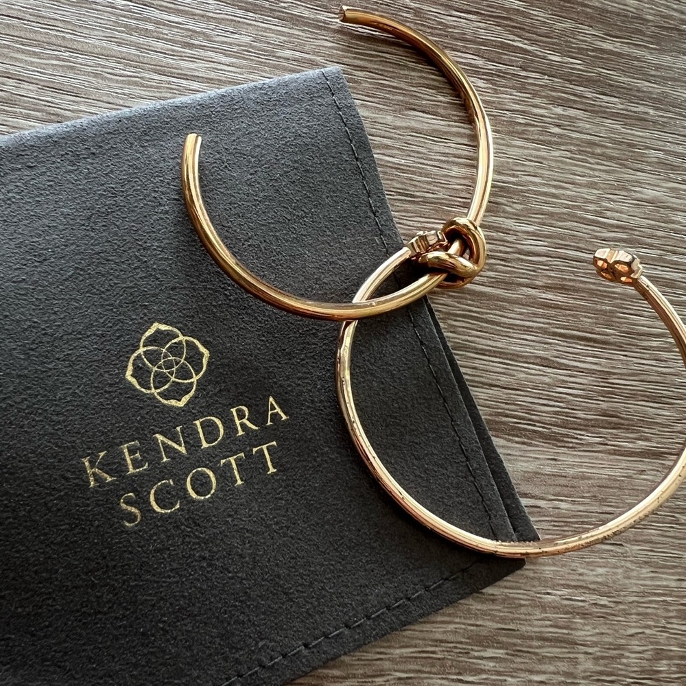 Set of 2 Rose Gold Kendra Scott bracelets